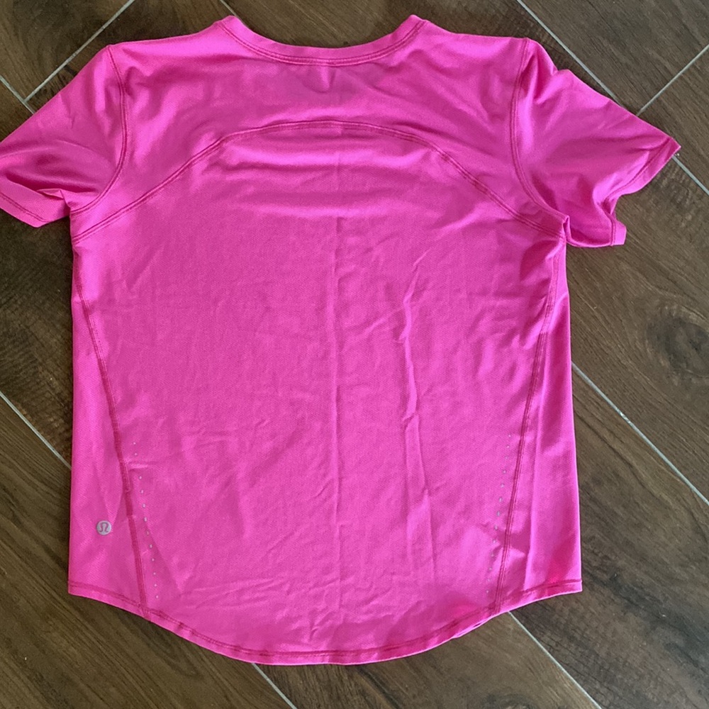 Lulu lemon shirt